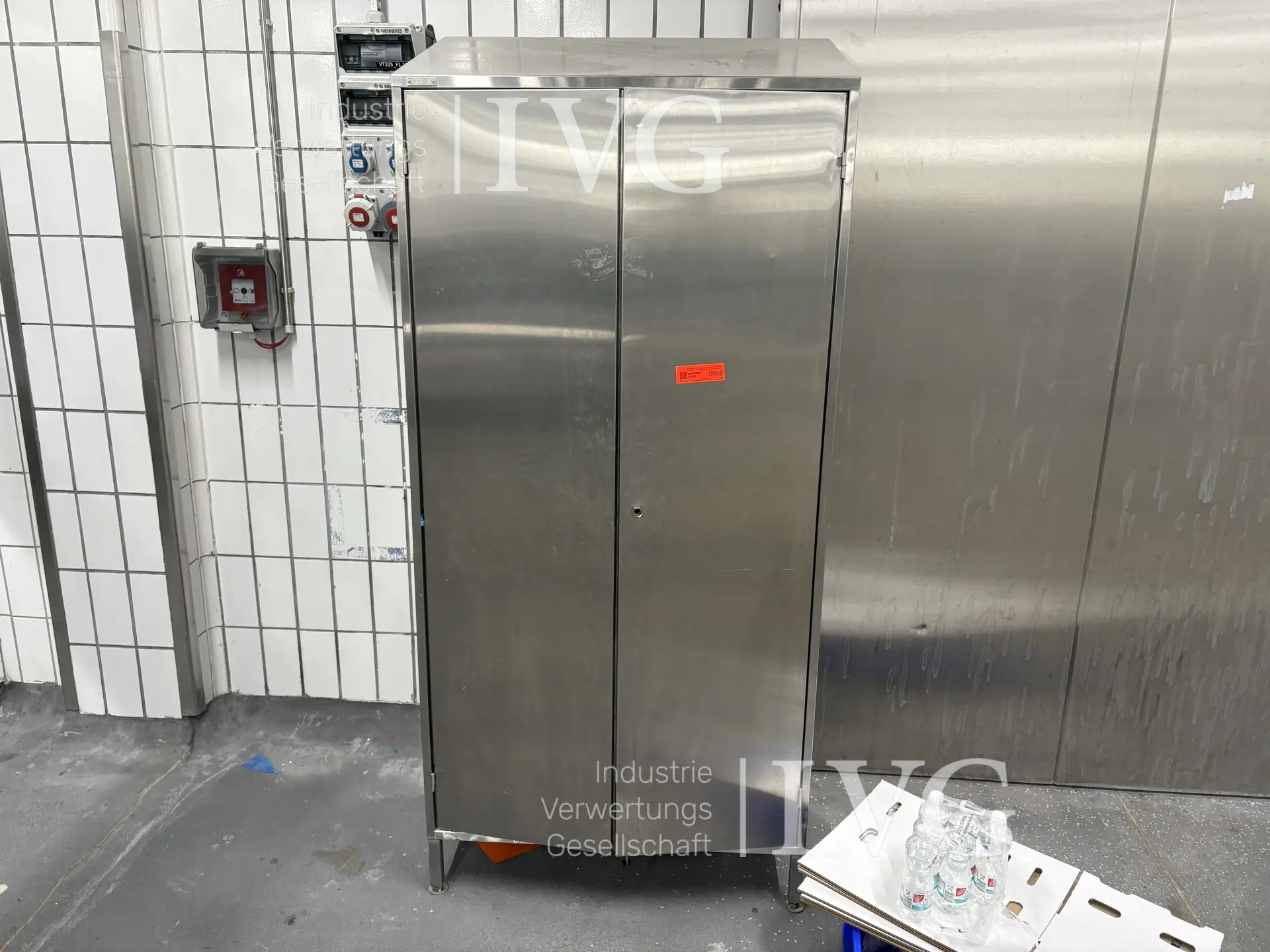 VA-Schrank